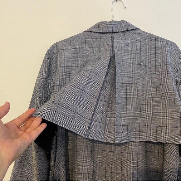 Prince of Wales Checked Trench-coat. EC size 18 - Picture 5 of 10